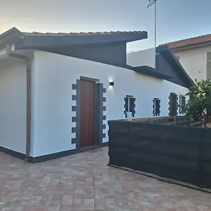 Casa vacanze Airport House, Catania
